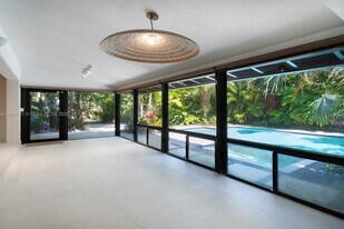 1107 NE 118th St in Biscayne Park, FL - Building Photo