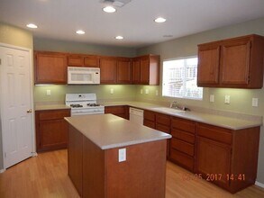 37965 Encanto Rd in Murrieta, CA - Building Photo - Building Photo