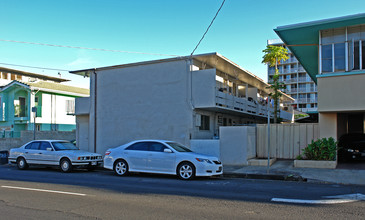 1348 Kinau St in Honolulu, HI - Building Photo - Building Photo