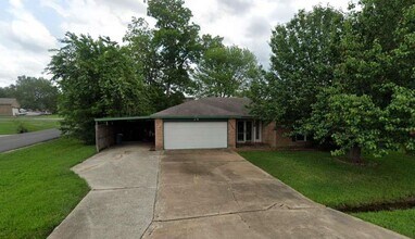12690 Ridgecrest Dr in Willis, TX - Building Photo - Building Photo