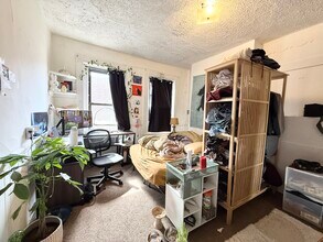 26 Symphony Rd, Unit 4 in Boston, MA - Foto de edificio - Building Photo