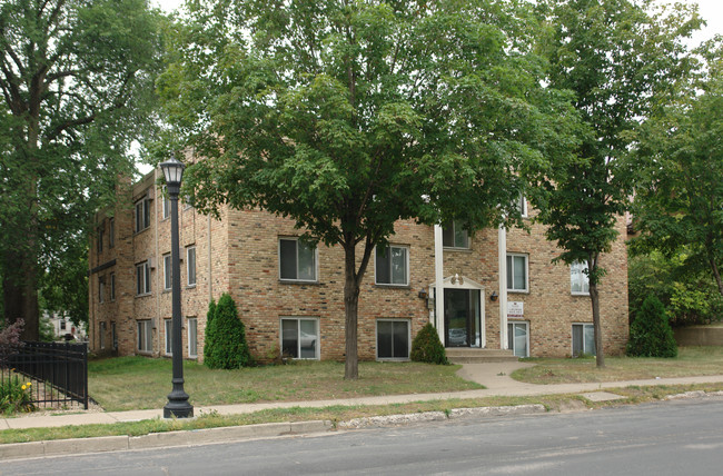 3836 Nicollet Ave in Minneapolis, MN - Building Photo - Building Photo