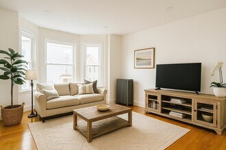 71 W Eagle St in Boston, MA - Building Photo - Building Photo