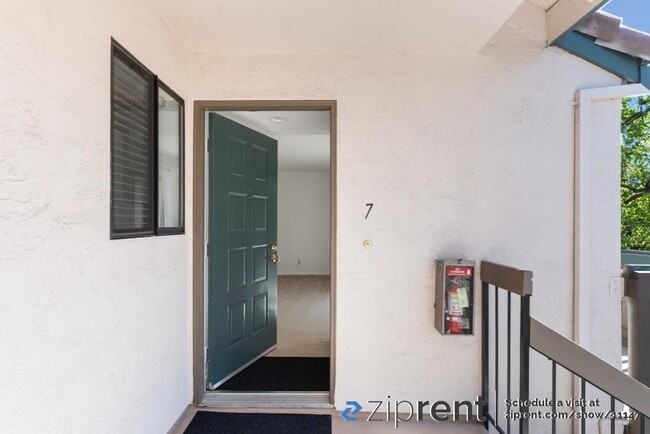 615 San Conrado Terrace-Unit -7 in Sunnyvale, CA - Building Photo - Building Photo