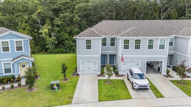 12136 Grizzly Ln in New Port Richey, FL - Building Photo - Building Photo