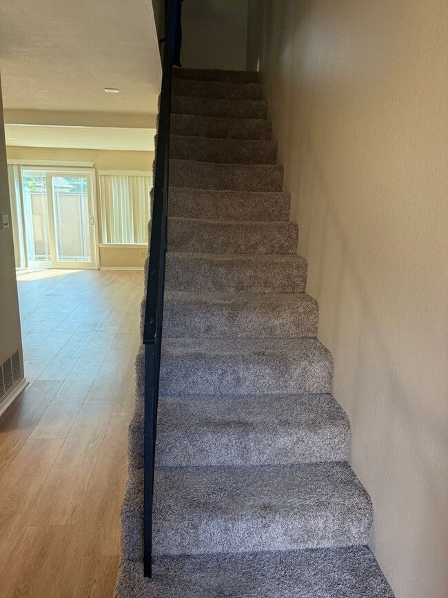 1116 S Dover Cir in Anaheim, CA - Building Photo - Building Photo