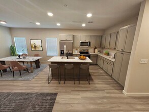 469 Westgate Wy in Mary Esther, FL - Building Photo - Building Photo