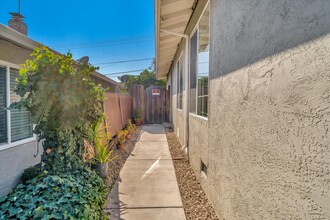 30079 Vanderbilt St in Hayward, CA - Building Photo - Building Photo