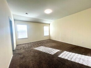 6015 Lilly Belle St in Katy, TX - Building Photo - Building Photo