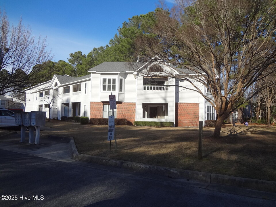 2591 Thackery Rd in Greenville, NC - Building Photo