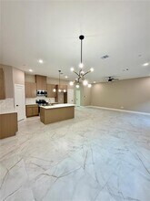 2382 Usman Dr in Irving, TX - Foto de edificio - Building Photo