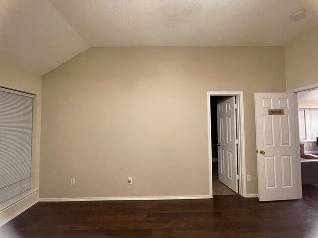 2420 Creek Crossing Ct in Arlington, TX - Building Photo - Building Photo