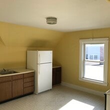 84 Shawmut St in Lewiston, ME - Building Photo - Building Photo