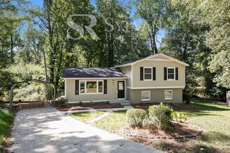 1506 E Yellow Wood Dr in Simpsonville, SC - Building Photo - Building Photo