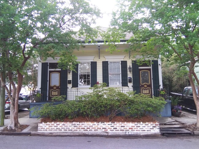 447 Elmira Ave, Unit 447 Elmira Avenue