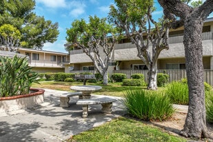 Fairhaven Village in Santa Ana, CA - Building Photo