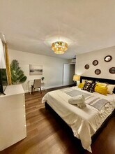 115 Penn St, Unit Unit 3 in Camden, NJ - Foto de edificio - Building Photo