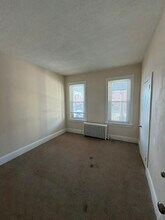 3 W 4th St in Pottstown, PA - Building Photo - Building Photo