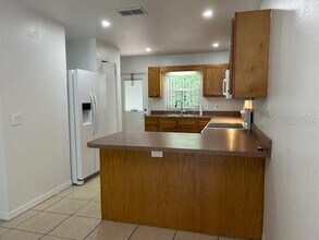 3630 NE 8th Pl in Ocala, FL - Building Photo - Building Photo