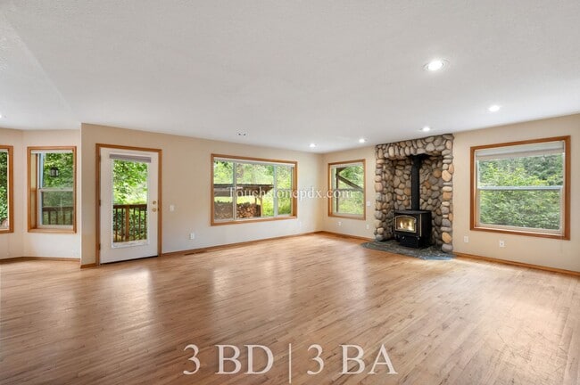 39020 SE Serban Rd