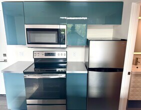 4405 W Point Loma Blvd in San Diego, CA - Building Photo - Building Photo