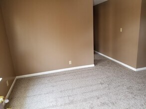 263 White Oak Rd-Unit -A in Clarksville, TN - Building Photo - Building Photo