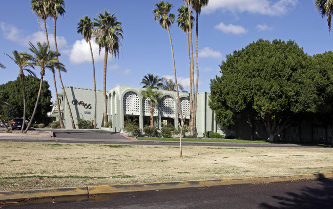 Concord  Apartments in Phoenix, AZ - Building Photo - Building Photo