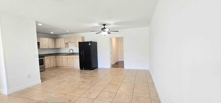 4805 Orlando Ave in West Palm Beach, FL - Building Photo - Building Photo