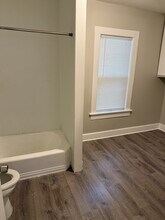 2124 N 45th St in Milwaukee, WI - Building Photo - Building Photo