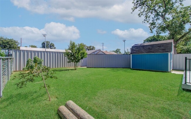 property at 1108 Kern St