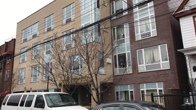 4048 97th St in Corona, NY - Building Photo