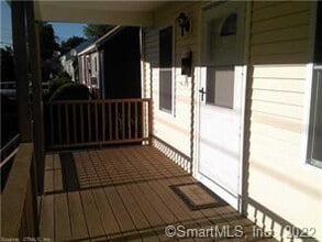 22 Ohear Ave in Enfield, CT - Building Photo - Building Photo