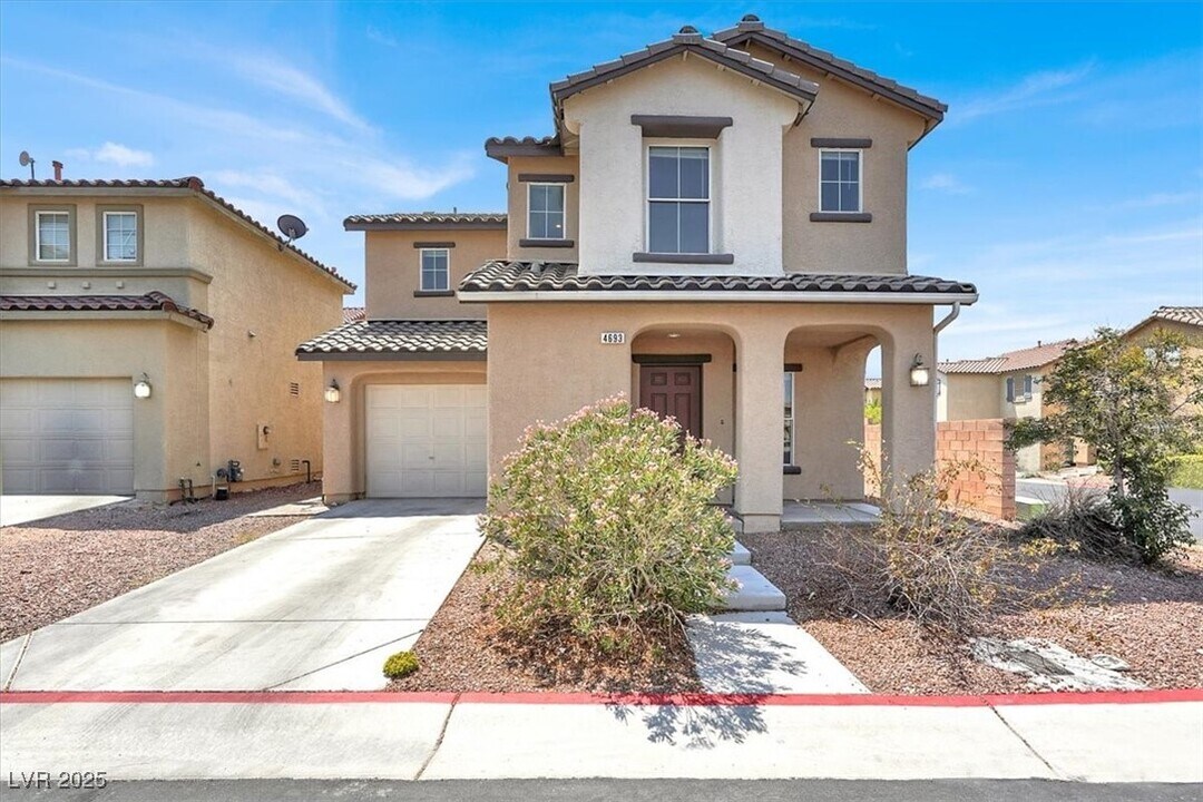 4693 Ametrine Ct in Las Vegas, NV - Building Photo