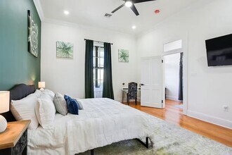 2523 Gravier St in New Orleans, LA - Building Photo - Building Photo