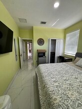 15033 SW 8th Ter in Miami, FL - Building Photo - Building Photo