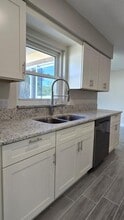 647 Sagamore Dr in Deltona, FL - Building Photo - Building Photo