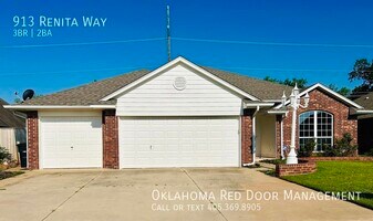 913 Renita Way in Moore, OK - Building Photo