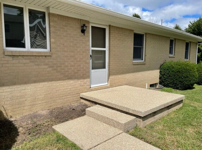 5203 W Ridge Rd in Erie, PA - Building Photo - Building Photo