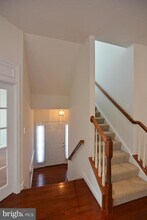 9272 Laurel Ridge Crossing Rd in Lorton, VA - Building Photo - Building Photo