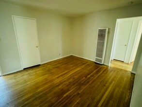 6117 Monadnock Way, Unit 6117 in Oakland, CA - Foto de edificio - Building Photo