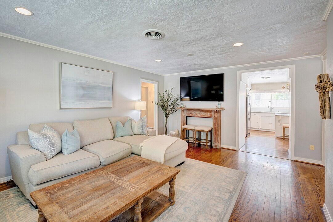 3511 Broadmead Dr in Houston, TX - Building Photo