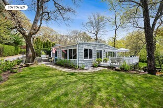 90 Bay St in Southampton, NY - Building Photo - Building Photo