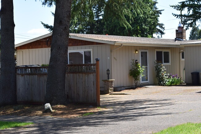 1934 SE Tenino St, Unit 1934 in Portland, OR - Foto de edificio - Building Photo