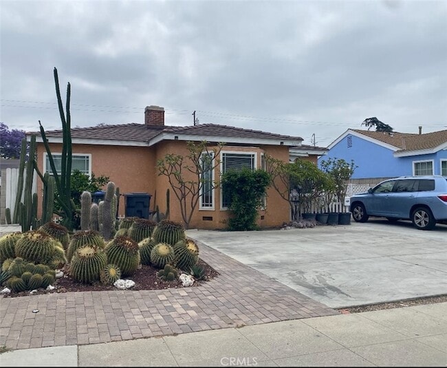 property at 1229 S Flower St