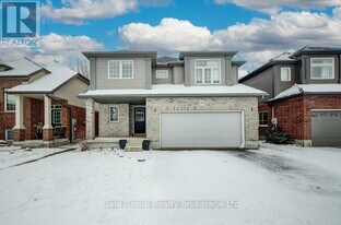 395 Champlain Ave in Woodstock, ON - Building Photo