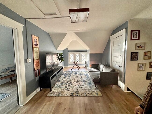 10815 Drexel Ave in Cleveland, OH - Building Photo - Building Photo