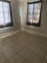 1940 NW 96th St in Miami, FL - Building Photo - Building Photo