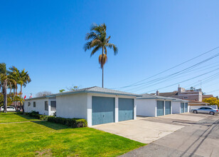 713-719 California St in Huntington Beach, CA - Building Photo - Building Photo