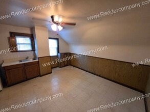 625 Roosevelt Dr in Whiting, IN - Building Photo - Building Photo