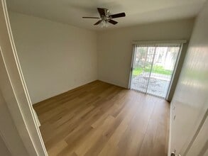 9818 Bossa Nova Ct in Bakersfield, CA - Building Photo - Building Photo